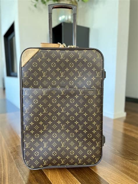 louis vuitton rollkoffer|louis vuitton hard case.